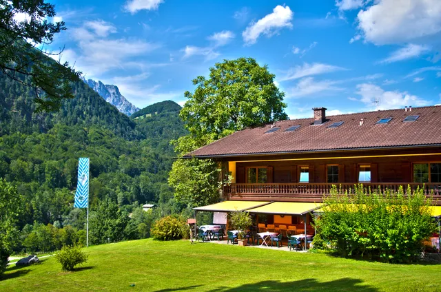 Hotel und Chalets Lampllehen