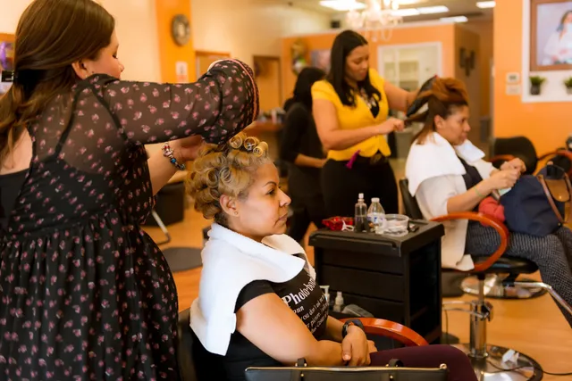 Zoraida Dominican Salon