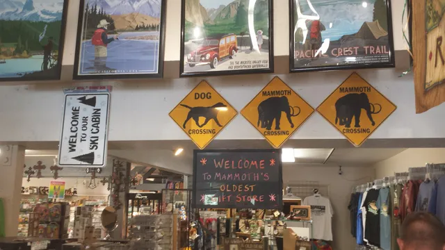 Red Rooster Shopping Center