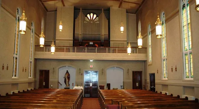 Holy Redeemer Catholic Church