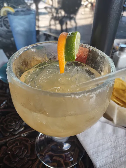 Las Lomas Mexican Grill