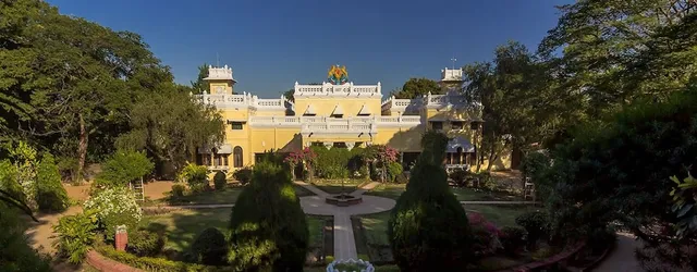 Kanker Palace Cottages