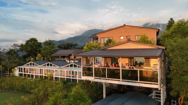 雲頂之丘｜東勢秘境•獨棟景觀住宿•家族聚會場地首選
