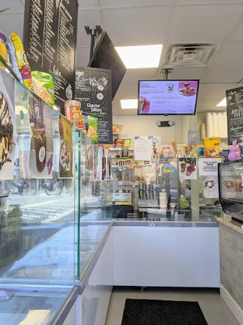 La Esquinita NY - New York Style Deli & Ice Cream
