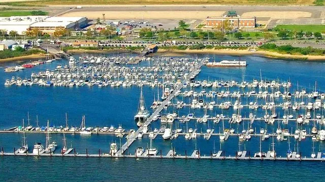 MOONBEAM GATEWAY MARINA LLC