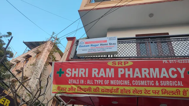 Gautam Nagar Homestay South Delhi