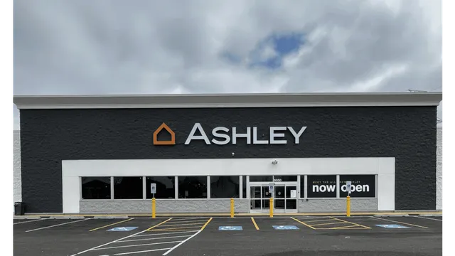 Ashley Store