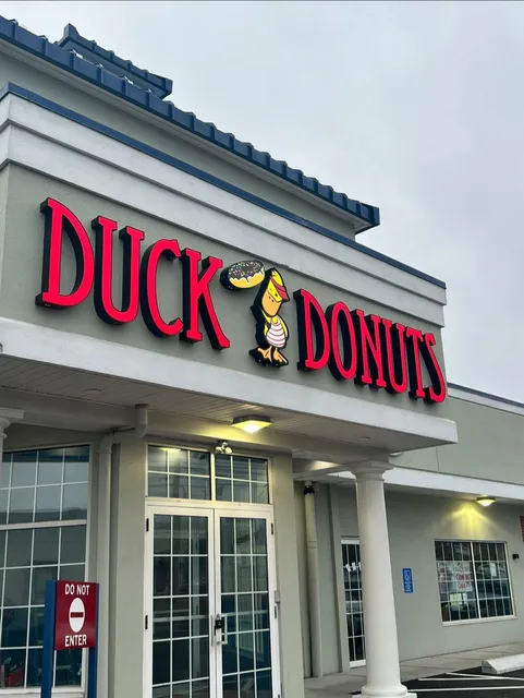 Duck Donuts