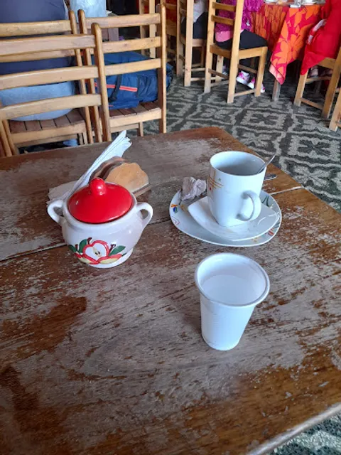 Chicharroneria La Calandria