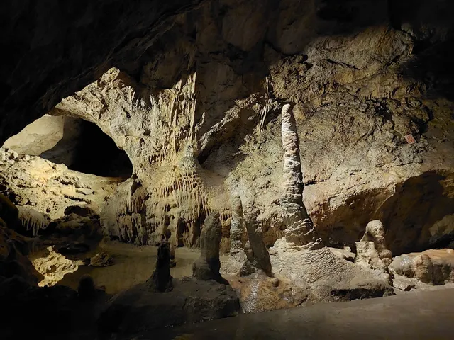 Pál-völgyi-barlang cave