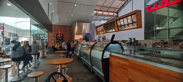 Crepes & Waffles Tesoro