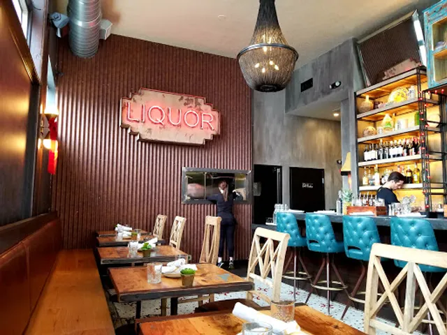 Yellow Door Taqueria