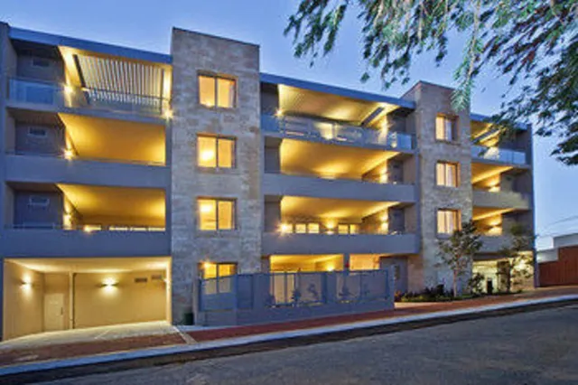 Zappeion Apartments - West Perth