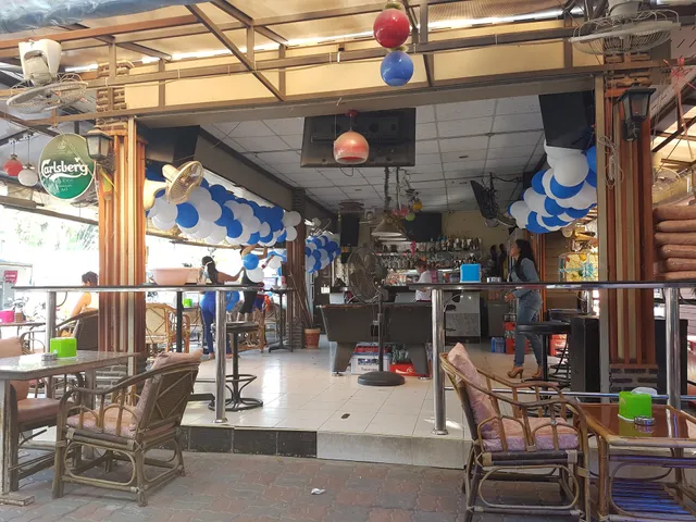 Thai Food Stands @ Rompho Market