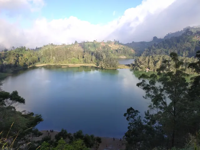Telaga Pengilon