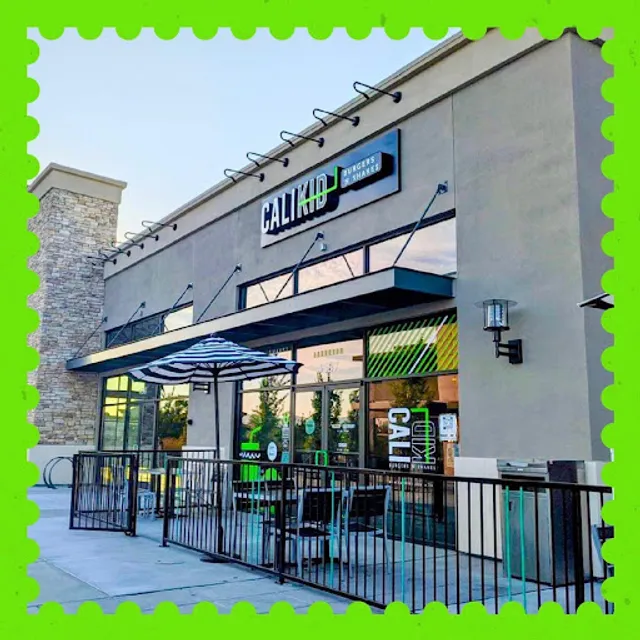 CaliKid Burgers 'n Shakes
