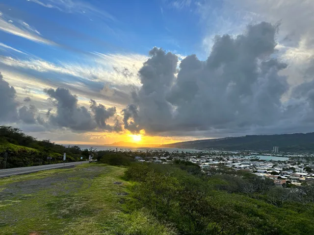 Hawai'i Kai Lookout
