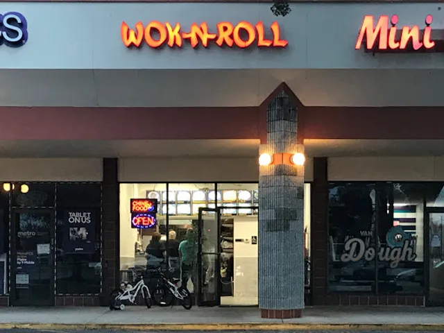 Wok-N-Roll