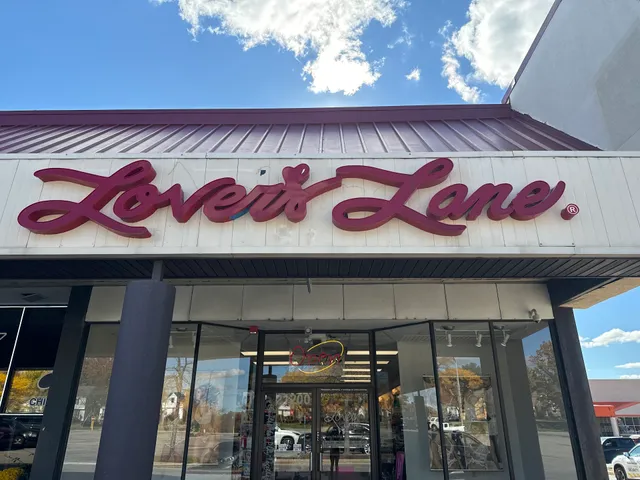 Lover's Lane - Maple Heights