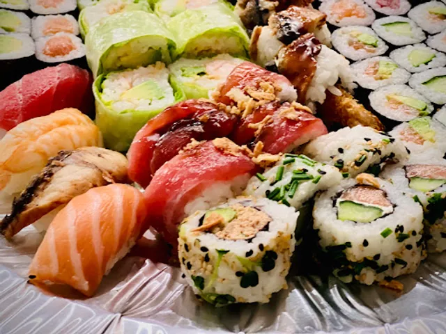 KAVI Sushi Bar