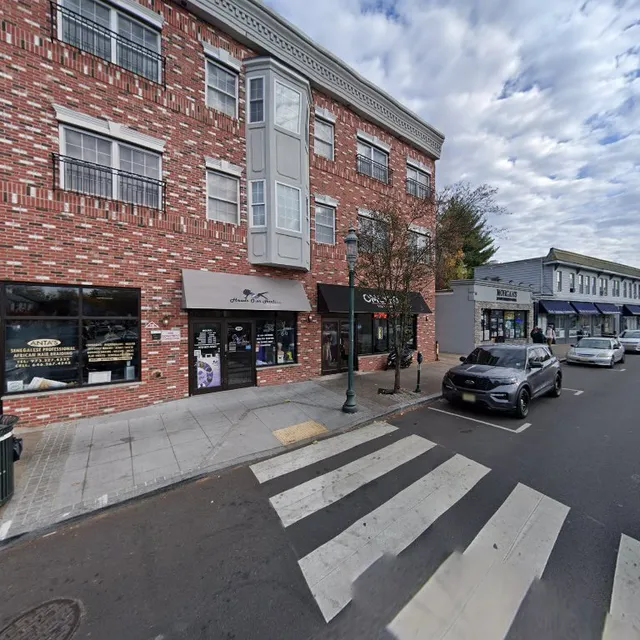 Mo'Bae Caribbean & American Grill