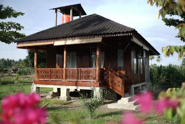 Orangutan Treks Villa & Eco-friendly jungle trekking activity