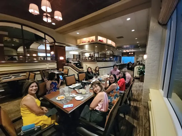 Augustino's Italian Eatery and Prime Steaks