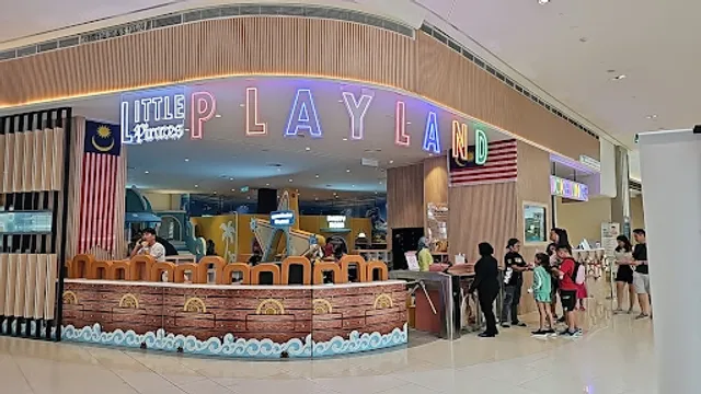 Little Pirates Playland