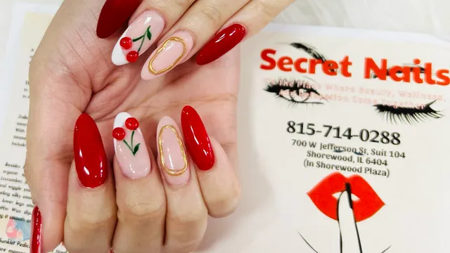 Secret Nails