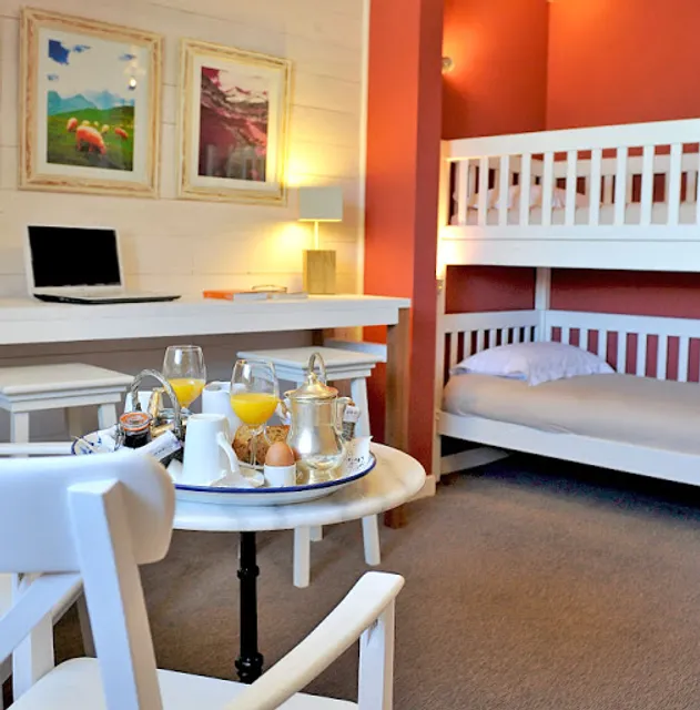 Hôtel Restaurant Le Viscos · Saint-Savin