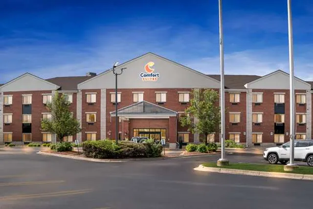 Comfort Suites Southfield/Detroit