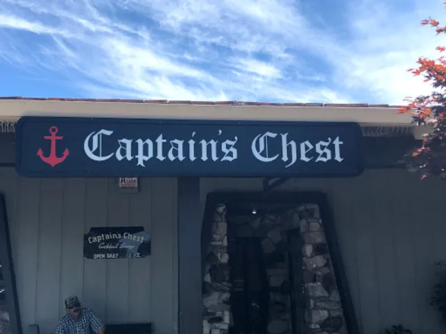 Captain's Chest Cocktail Lounge