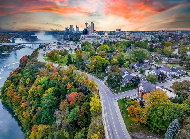 Niagara Grandview Boutique Hotel