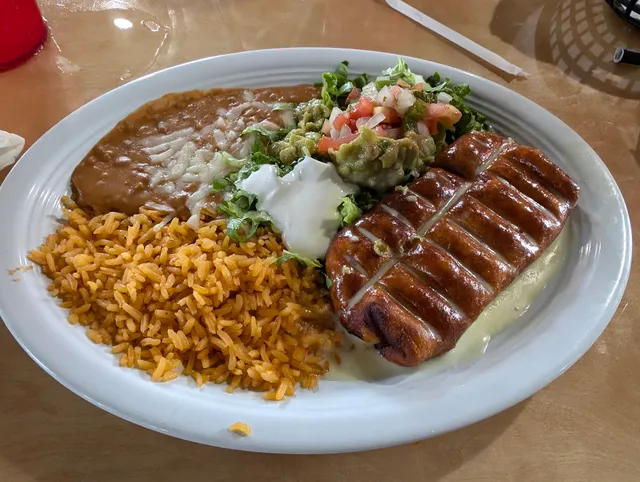 Ma' Mona Mexican Grill