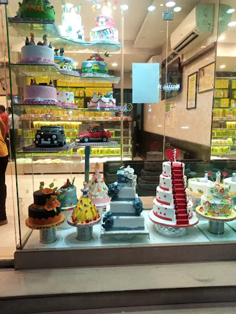 Swiss Castle Bakery, Ameerpet