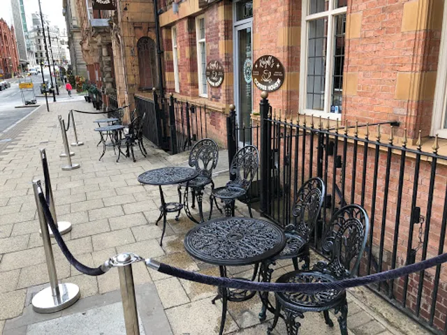 Knight’s Independent Coffee House