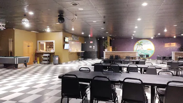 Las Palmas Bar & Grill