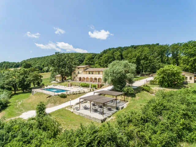 Farm B & B Abadia Farneto