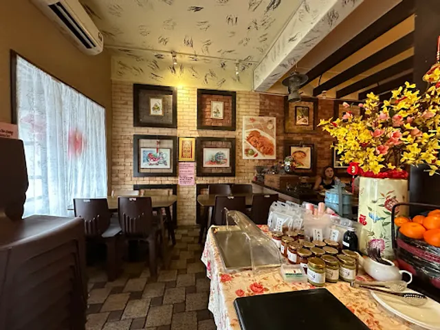 Nyonya Treats Cuisine Restaurant