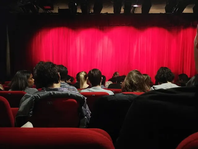 La Scène Parisienne