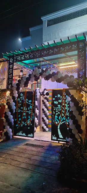 The Mansha Green Cafe