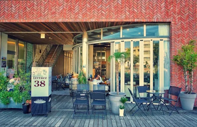 Craftbeer&Filipinofood&Coffee terrace38