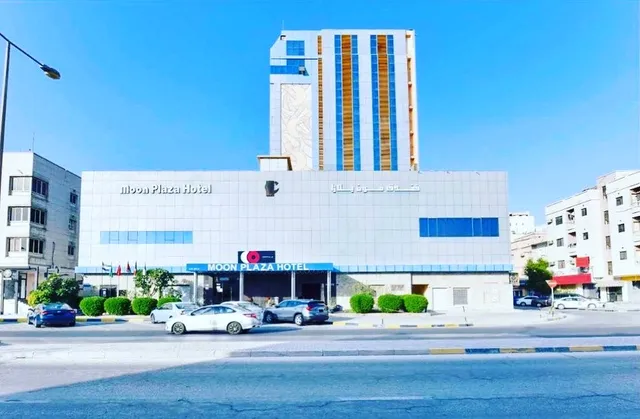 Moon Plaza Hotel