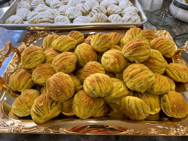 مطعم أم حمزة Um Hamza's Restaurant