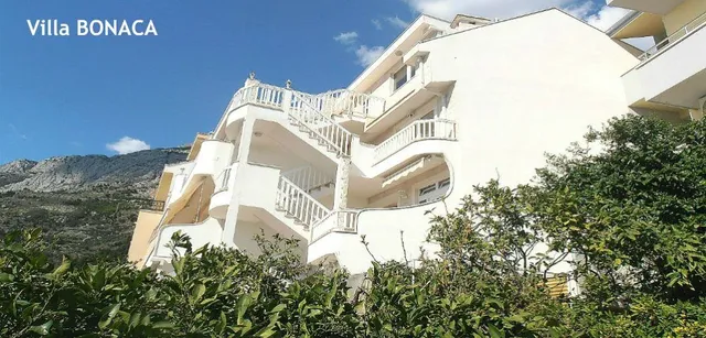 Apartments Villa BONACA