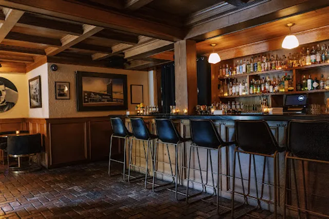 Del Rey at Villa Royale