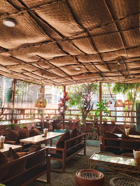 Yard Garden Restaurant