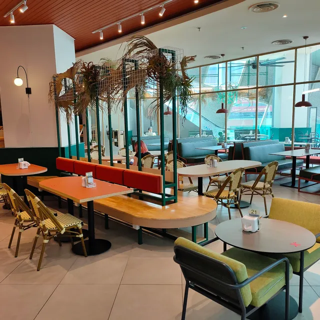 Hometown Hainan Coffee LOW YAT PLAZA