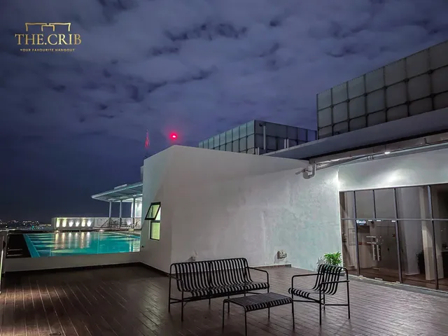 The Quartz Residence