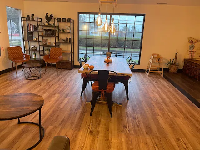 Roosters Coffeehouse